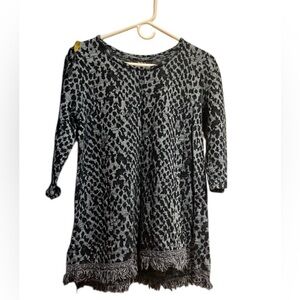 Ladies Blue Top 3/4” Sleeves & Bottom Fringe Size Medium
